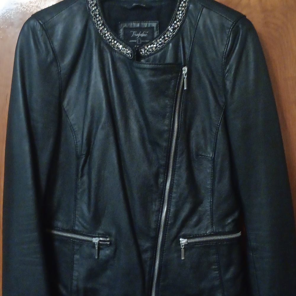 Jacket - Picture 3 of 9